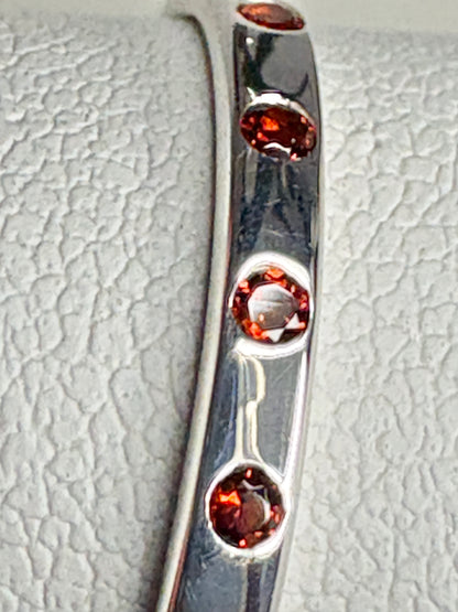 Arizona Anthill Garnet Stackable Band Ring Sterling Silver Flush Set size 7