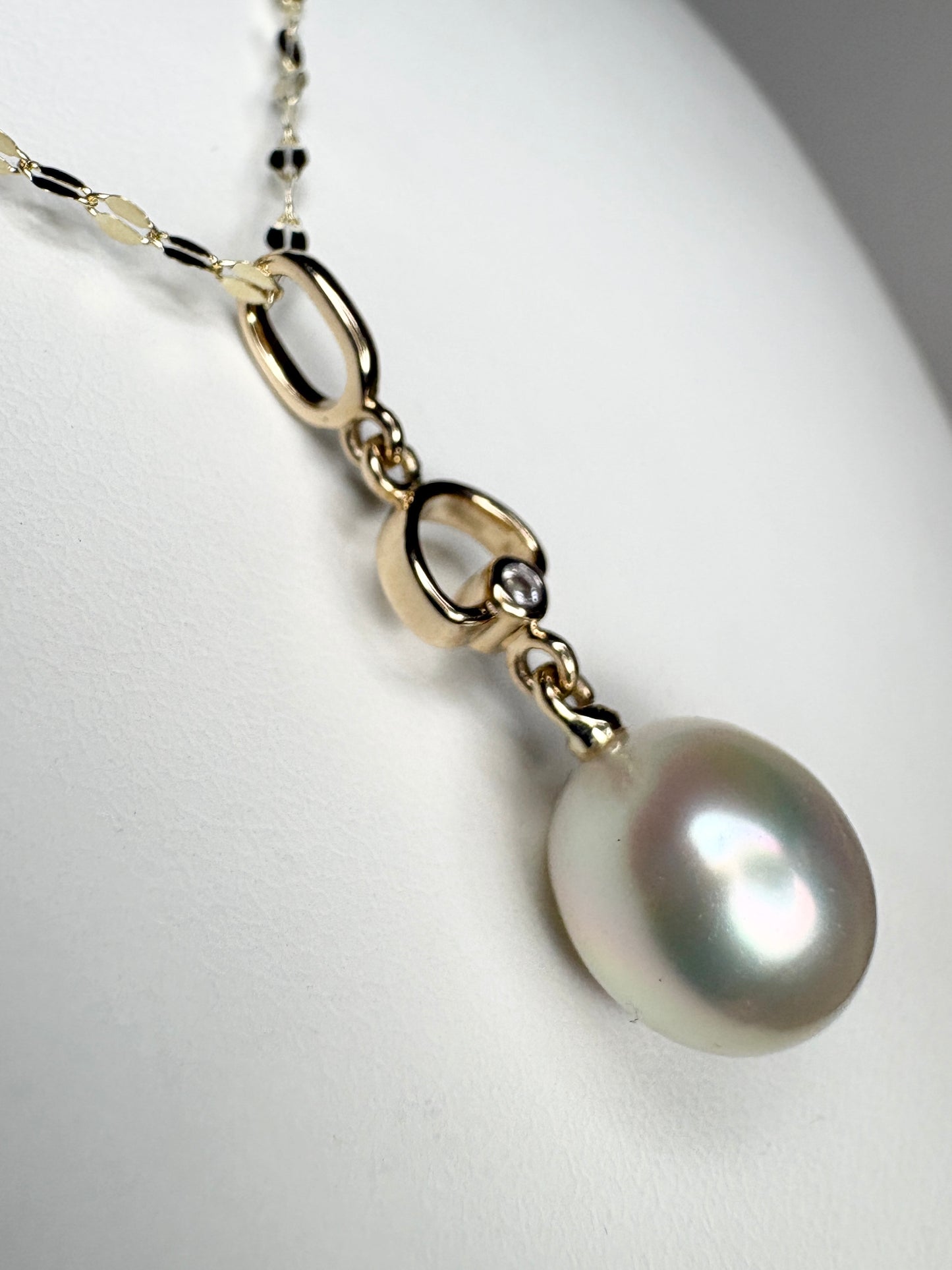 South Sea Cultured Pearl Pendant Necklace Solid 9k Gold