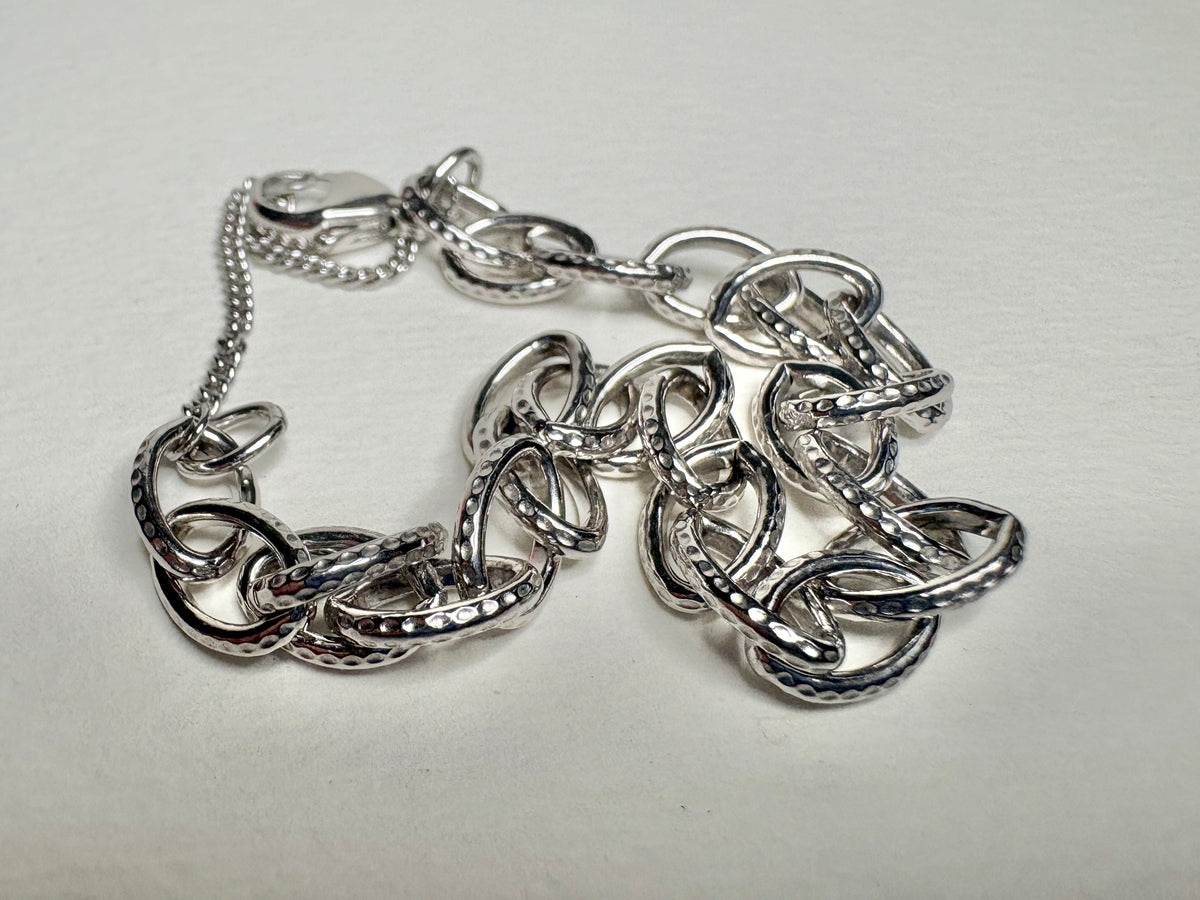 Textured Oval Charm Bracelet by James Avery size M 7.5"