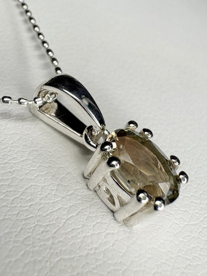 Bi Color Oregon Sunstone Solitaire Pendant Necklace Sterling Silver 18" (Copy)