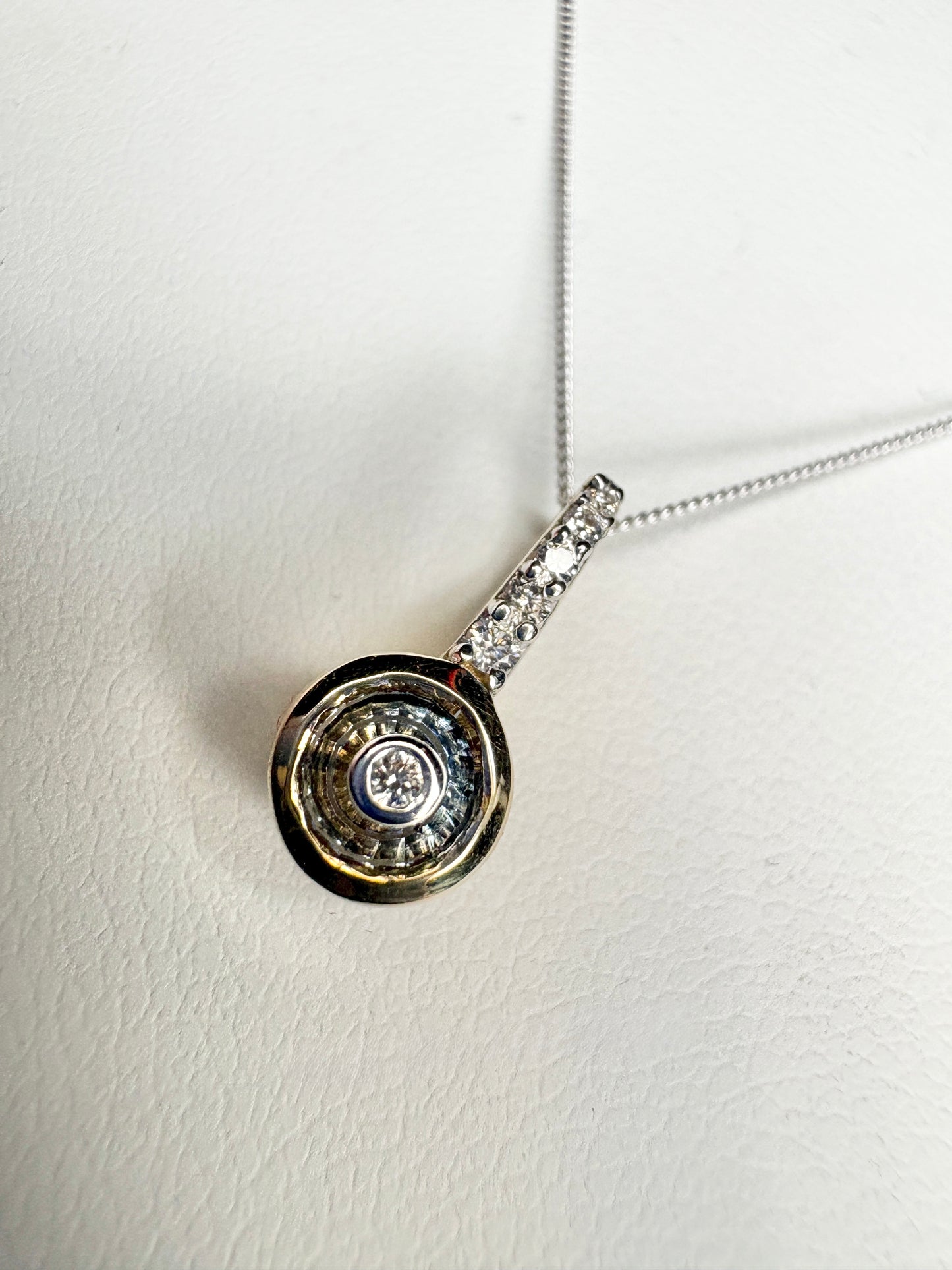 Lehrer Bicolor Montana Sapphire and Diamond Iris Pendant Necklace 2 Tone 9k Gold