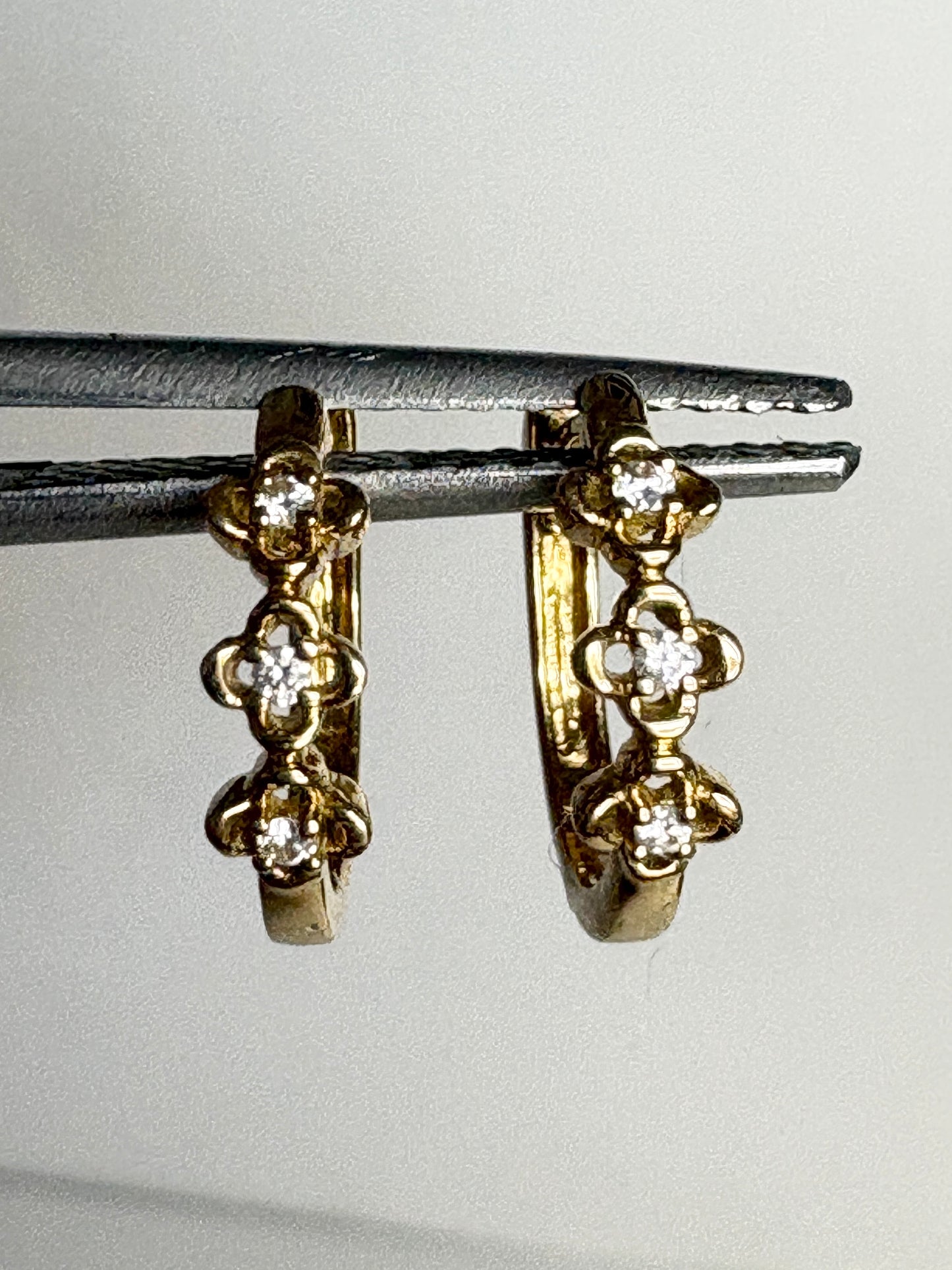 Bony Levy Mykonos Diamond Flower Hoop Earrings Solid 18k Gold