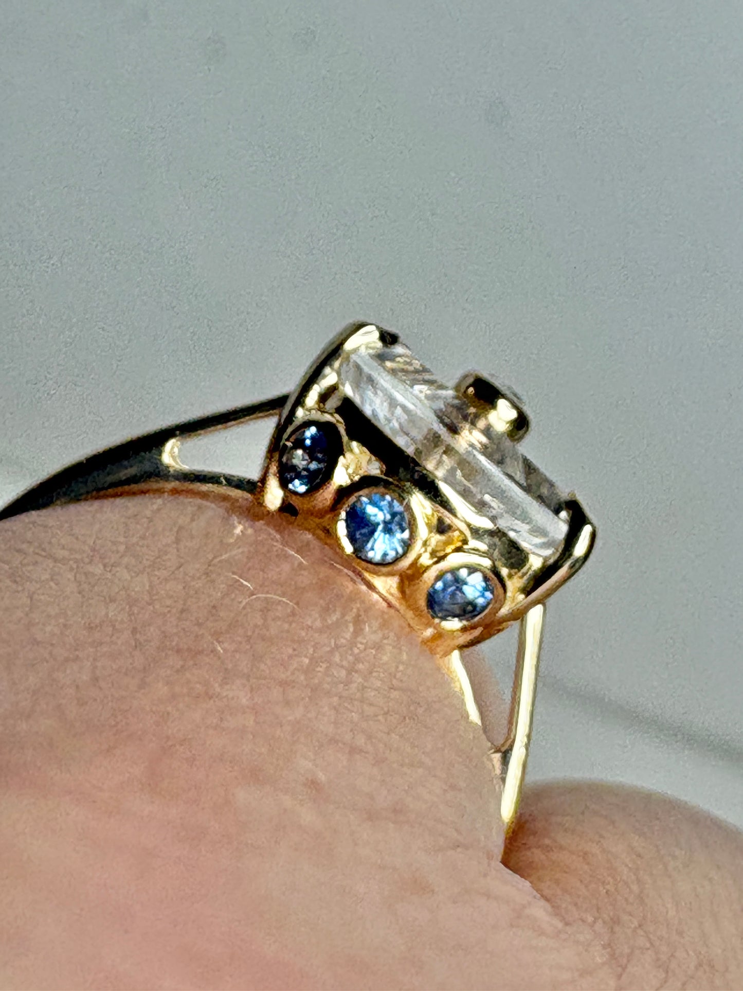 Lehrer Iris Untreated Montana Sapphire Fancy Quartz Ring 9k Gold size 7
