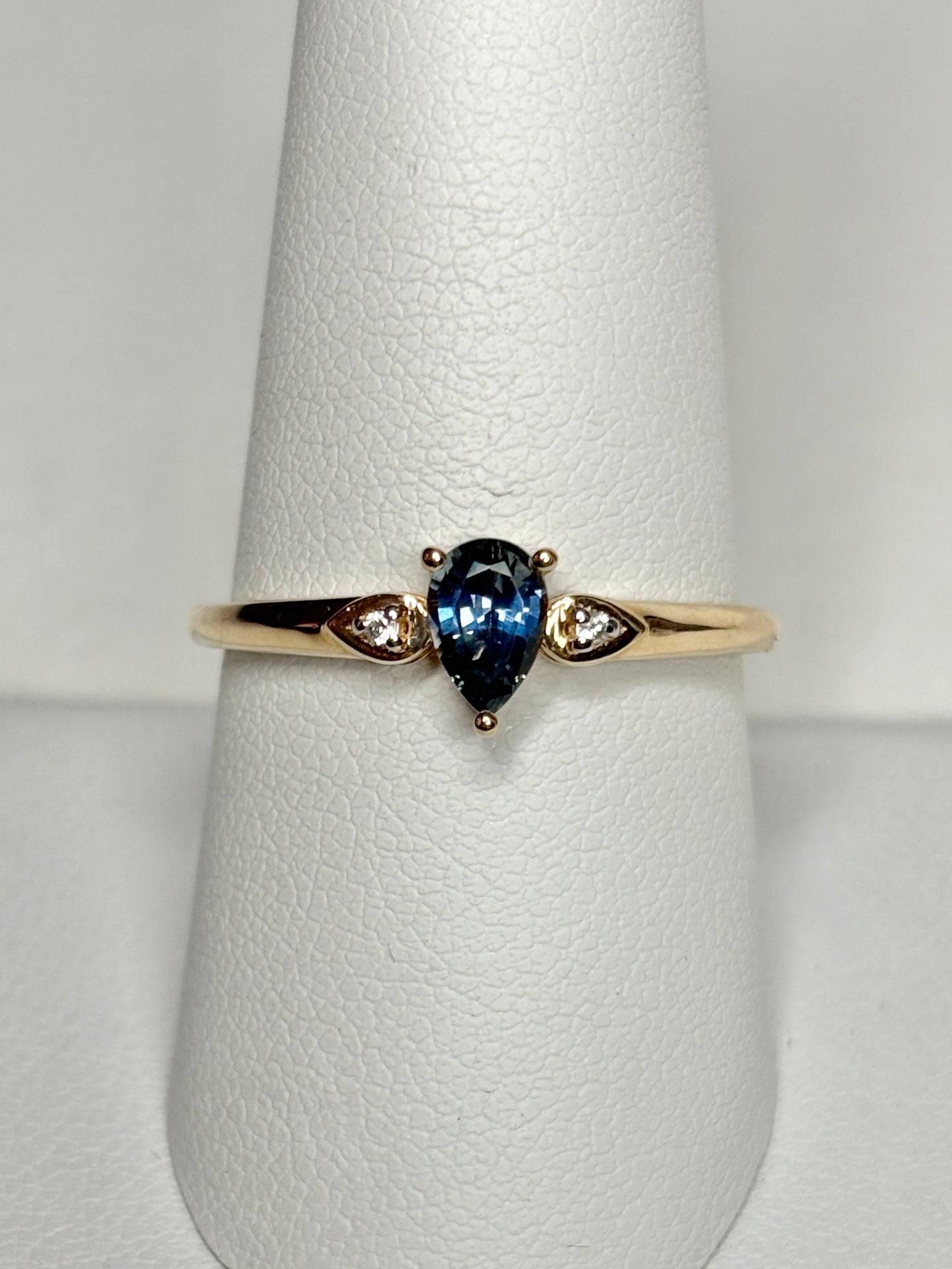 Pear Montana Sapphire Untreated Ring 9k Gold Size 9