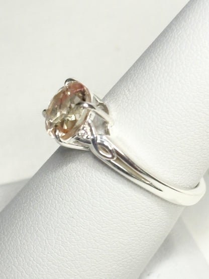 Light Champagne Oregon Sunstone Ring Sterling Silver size 7