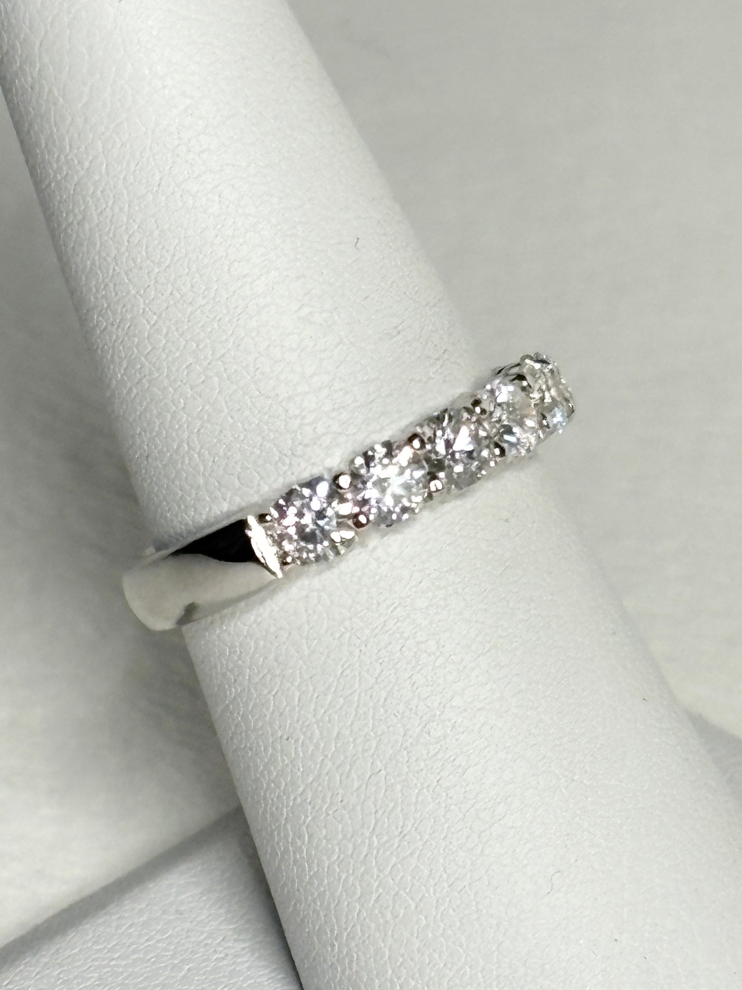 Natural Diamond Anniversary Band Ring by Benchmark Solid 14k gold size 7 - New Life Jewelry