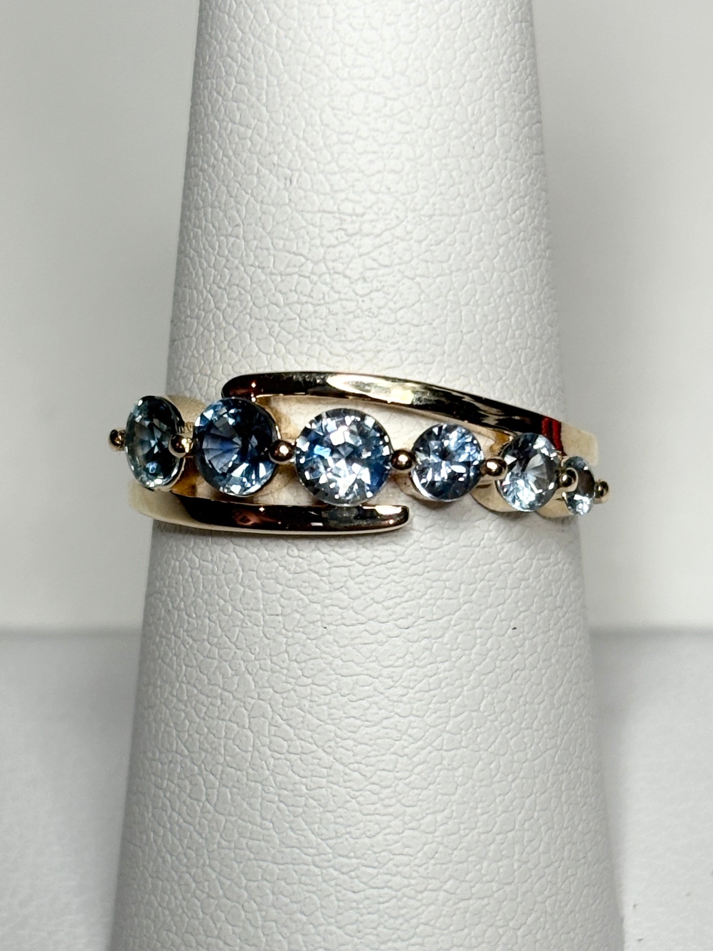 Untreated Montana Sapphire Ring 9k Gold size 8