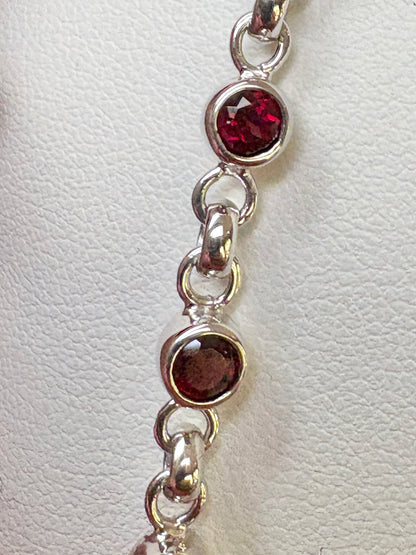 Arizona Anthill Garnet Bezel Set Link Bracelet in Sterling Silver Adjustable 8.25