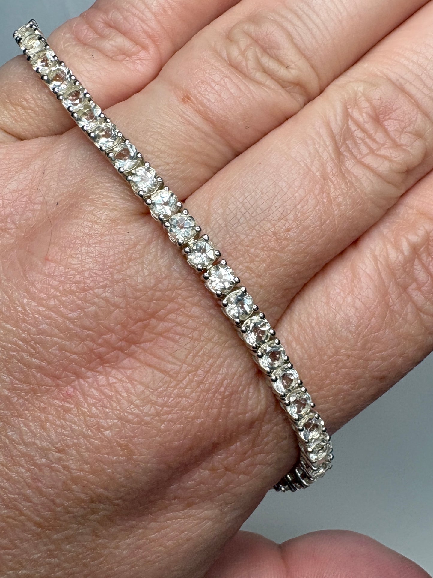 Yellow Oregon Sunstone Tennis Bracelet in Sterling Silver 7.5"