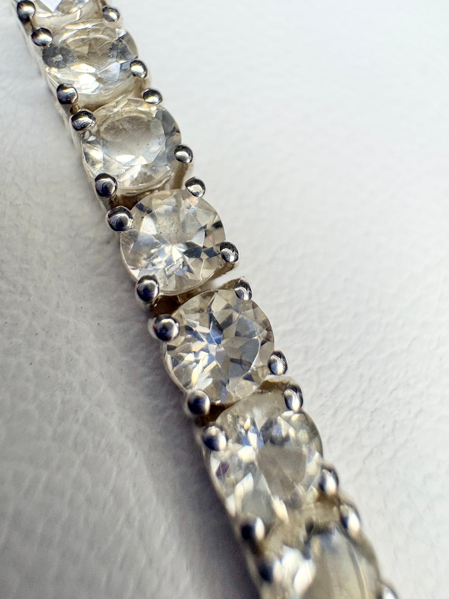 Yellow Oregon Sunstone Tennis Bracelet in Sterling Silver 7.5"