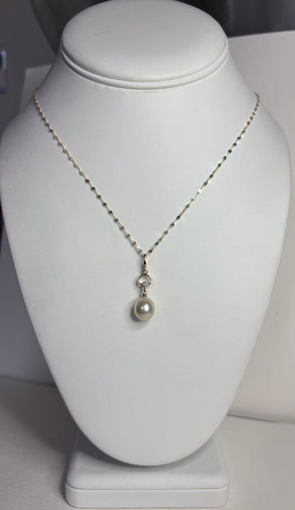 South Sea Cultured Pearl Pendant Necklace Solid 9k Gold
