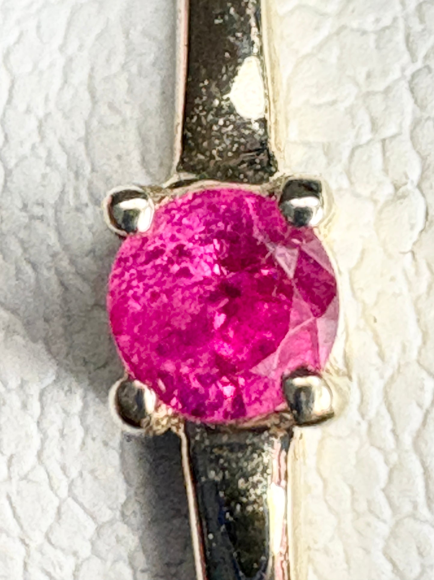 Tiny Bright Read Heat Only Mosambique Ruby Ring 9k Gold size 7