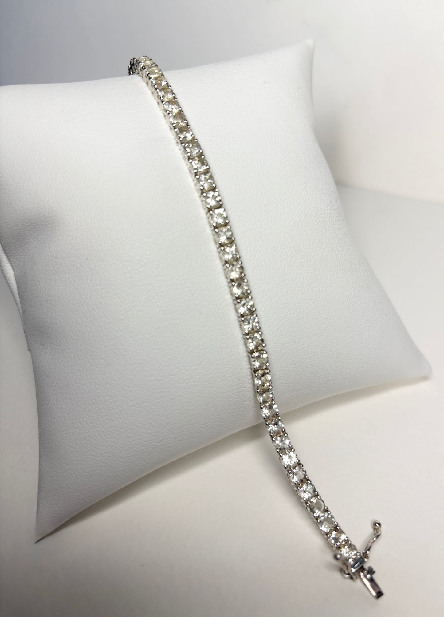 Yellow Oregon Sunstone Tennis Bracelet in Sterling Silver 7.5"