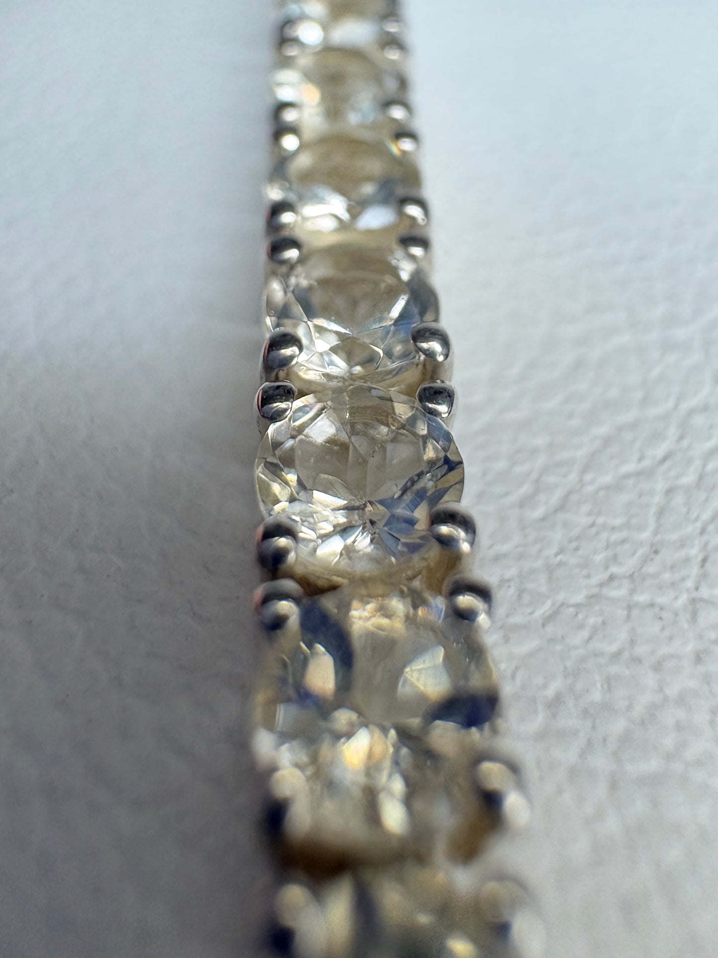 Yellow Oregon Sunstone Tennis Bracelet in Sterling Silver 7.5"