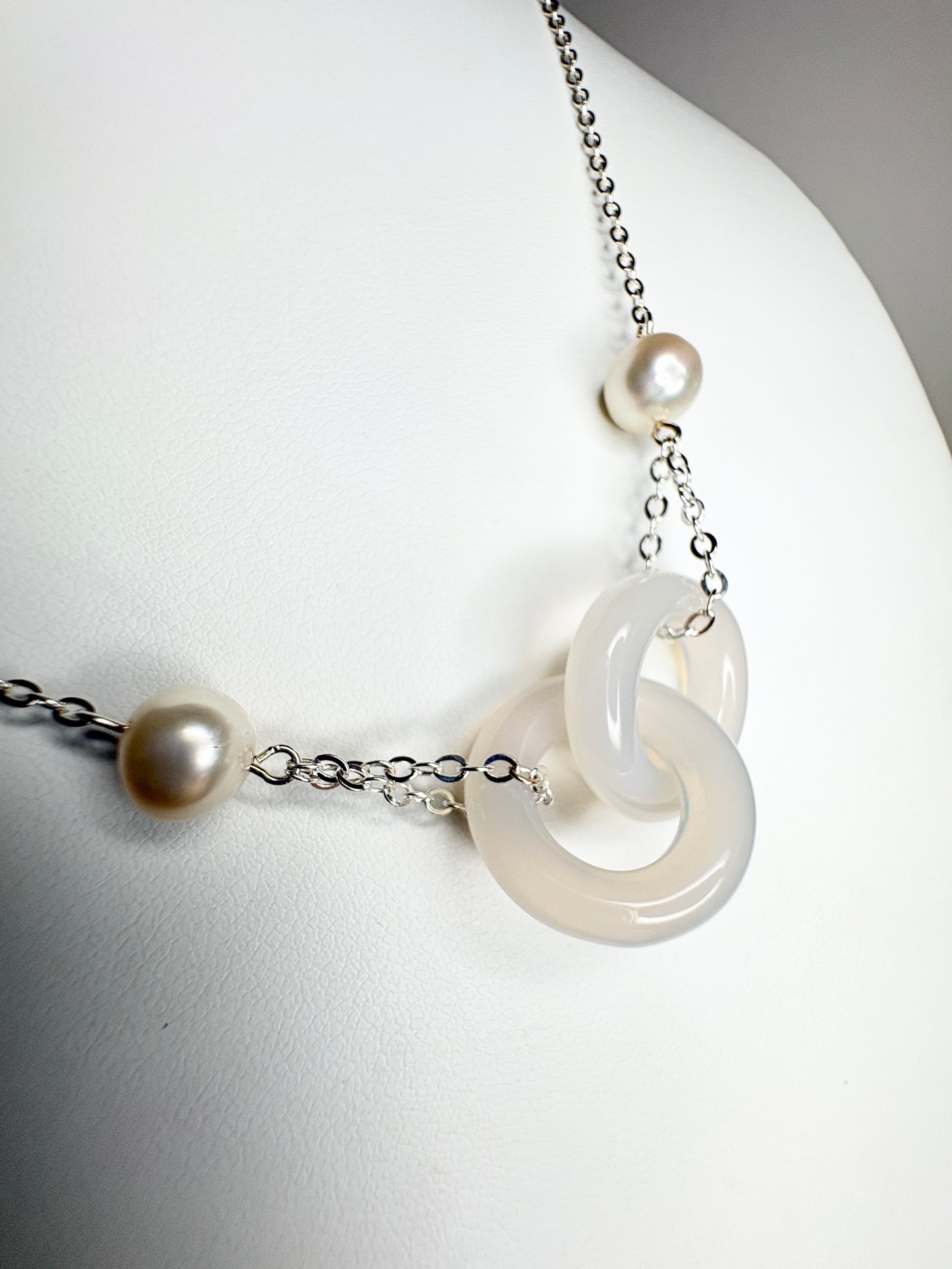 Linked Chalcedony and Cultured Freshwater Pearl Sterling Silver Necklace 19"