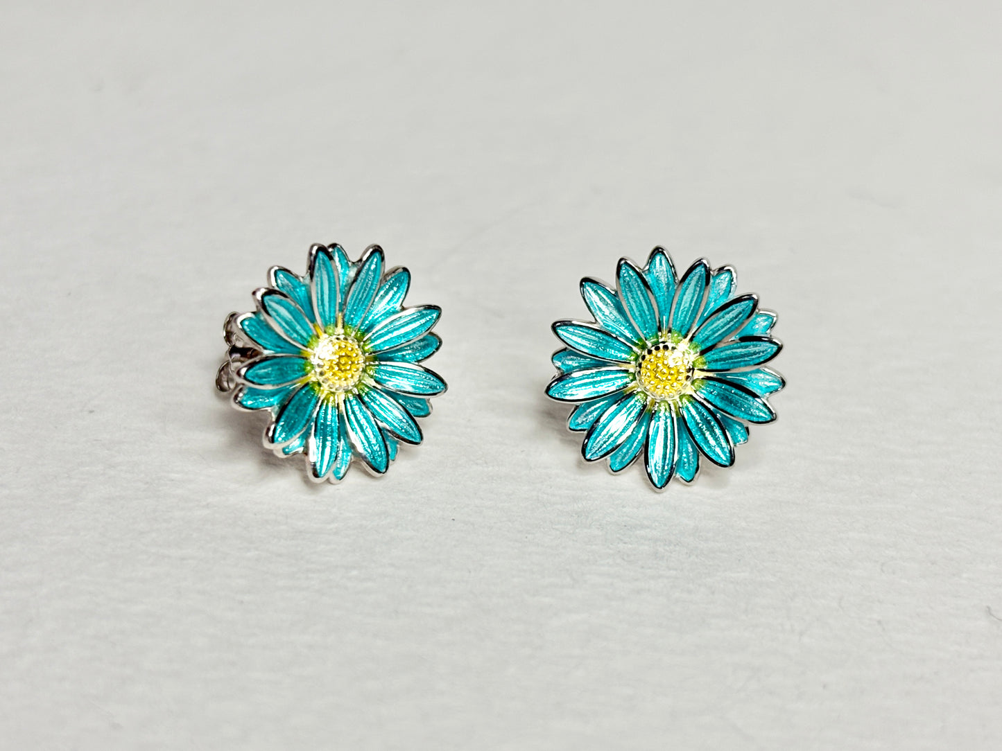 Turquoise Gerbera Post Earrings. Sterling Silver