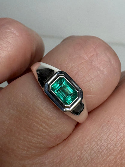Zambian Emerald East West Bezel Set Ring Sterling Silver size 7