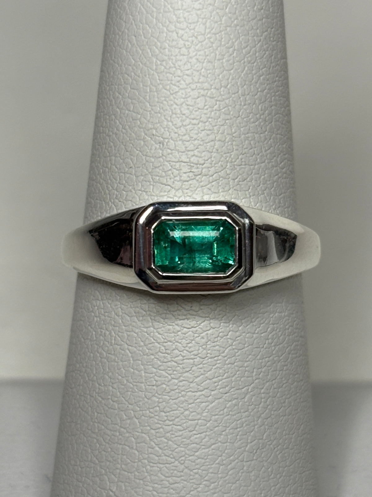 Zambian Emerald East West Bezel Set Ring Sterling Silver size 7