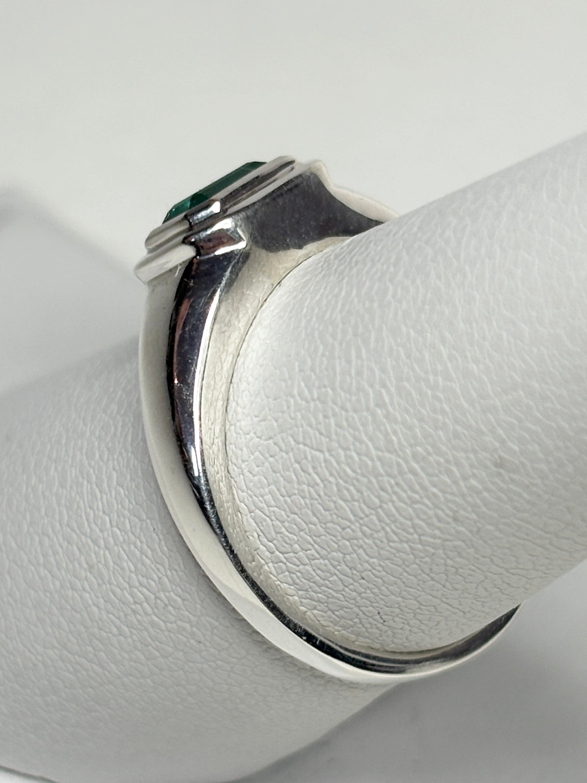 Zambian Emerald East West Bezel Set Ring Sterling Silver size 7