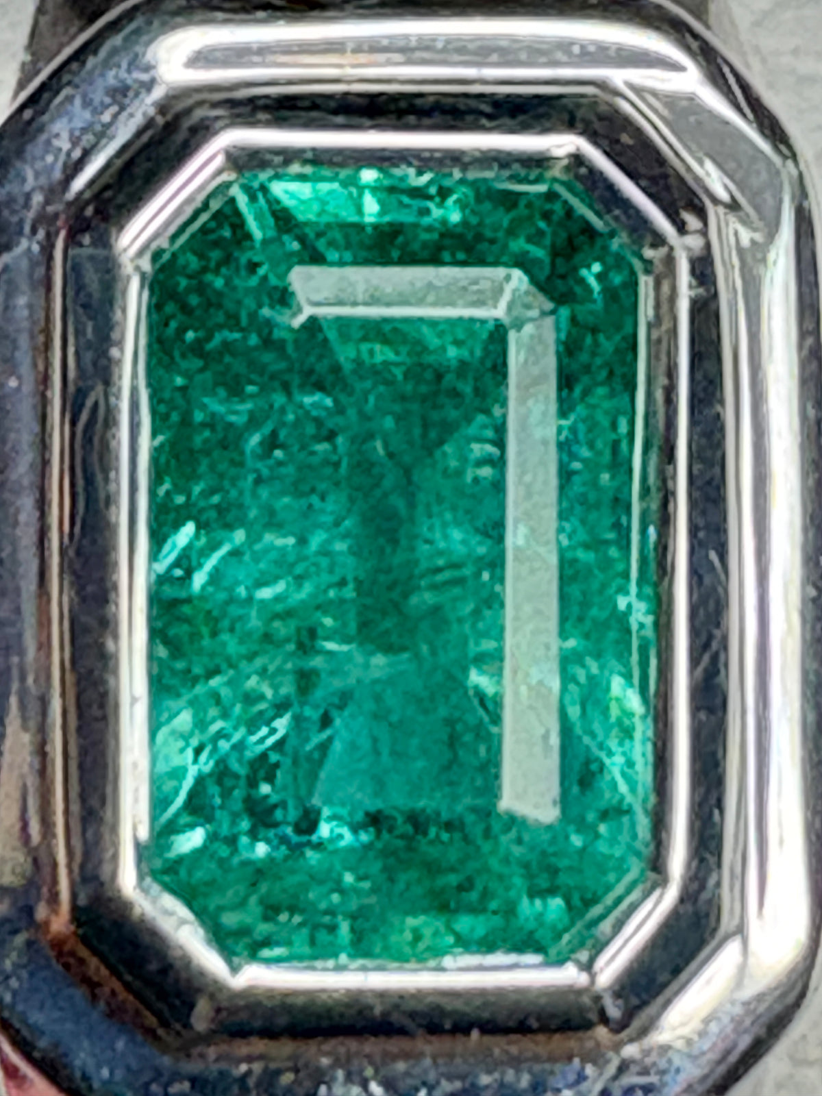 Zambian Emerald East West Bezel Set Ring Sterling Silver size 7
