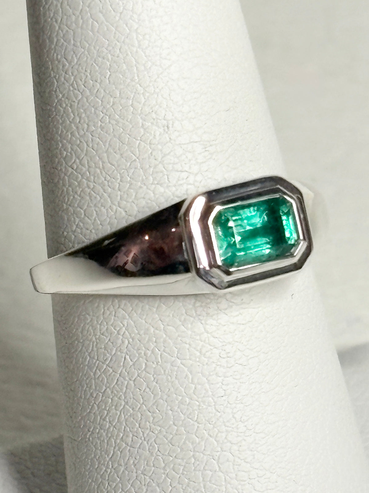 Zambian Emerald East West Bezel Set Ring Sterling Silver size 7