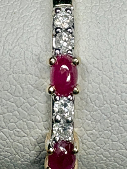Natural Greenland Ruby and Diavik Canadian Diamond Band Ring in 9k Gold size 8