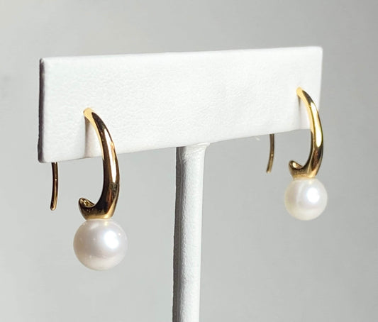 Gold vermeil drop earrings with 7mm cultured pearls.