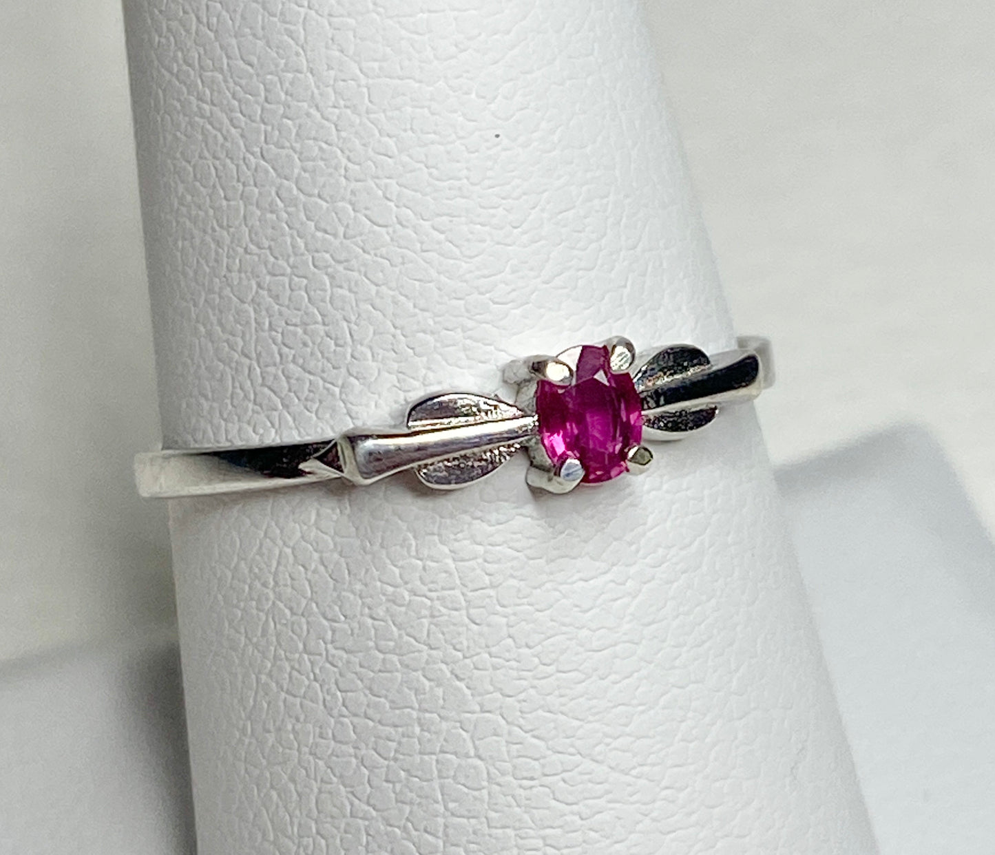 Petite Burmese Ruby Spade Arrowhead Design Ring in Sterling Silver size 8.5 - NewLifeJewelryVault