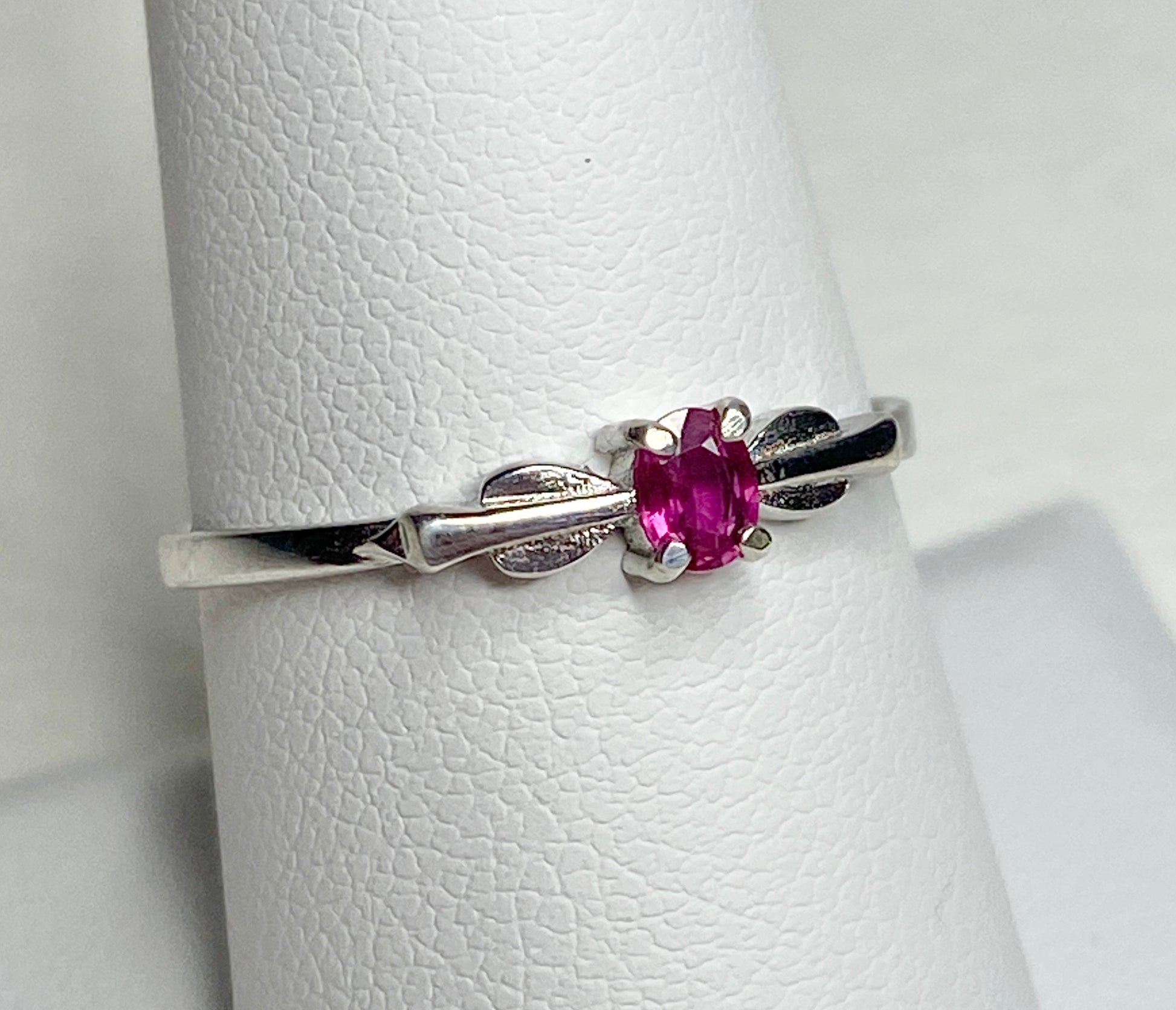 Petite Burmese Ruby Spade Arrowhead Design Ring in Sterling Silver size 8.5 - NewLifeJewelryVault