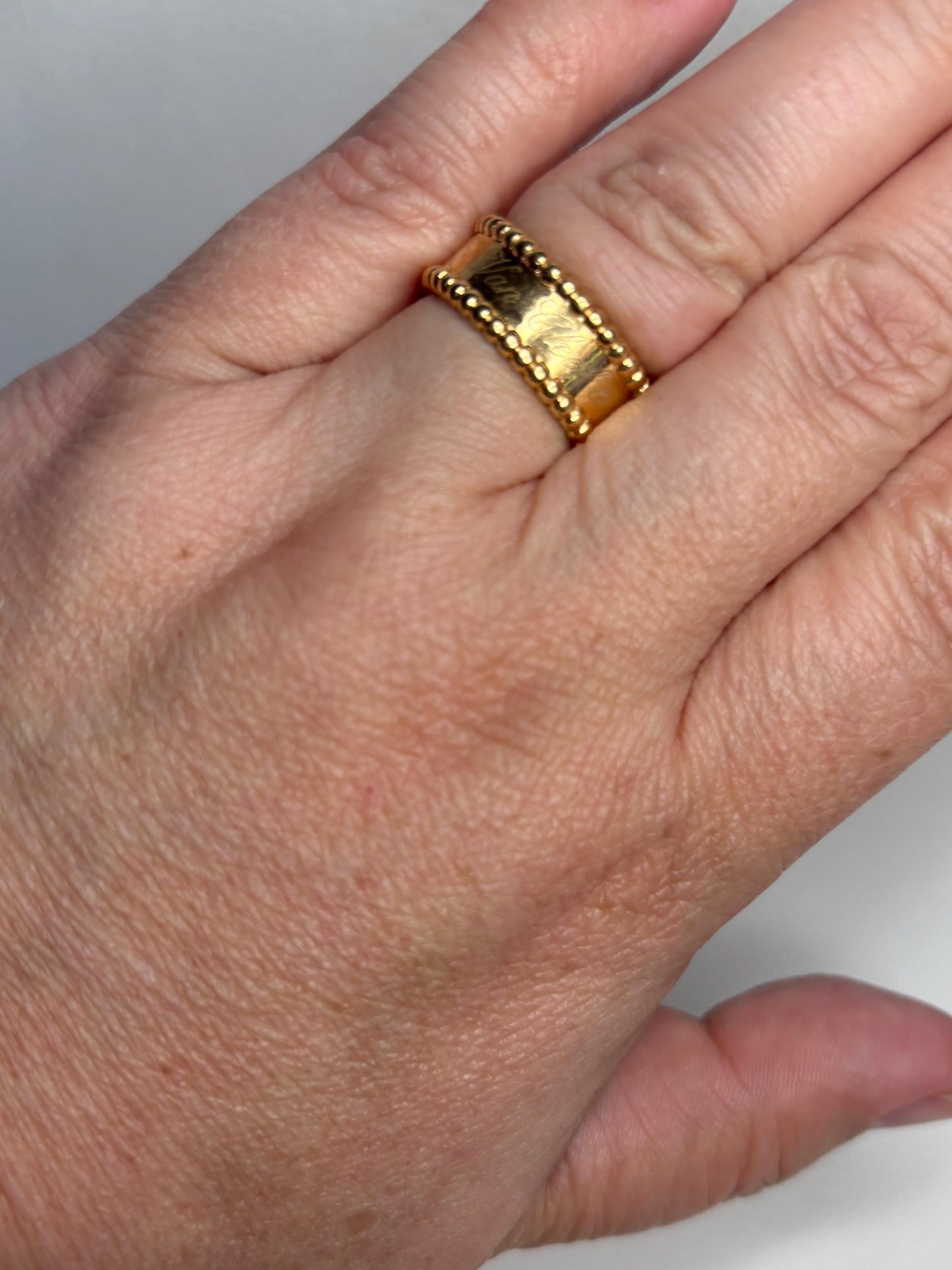 Van Cleef & Arpels Perlee Band Ring Solid 18k Gold size 53/6.5 - NewLifeJewelryVault