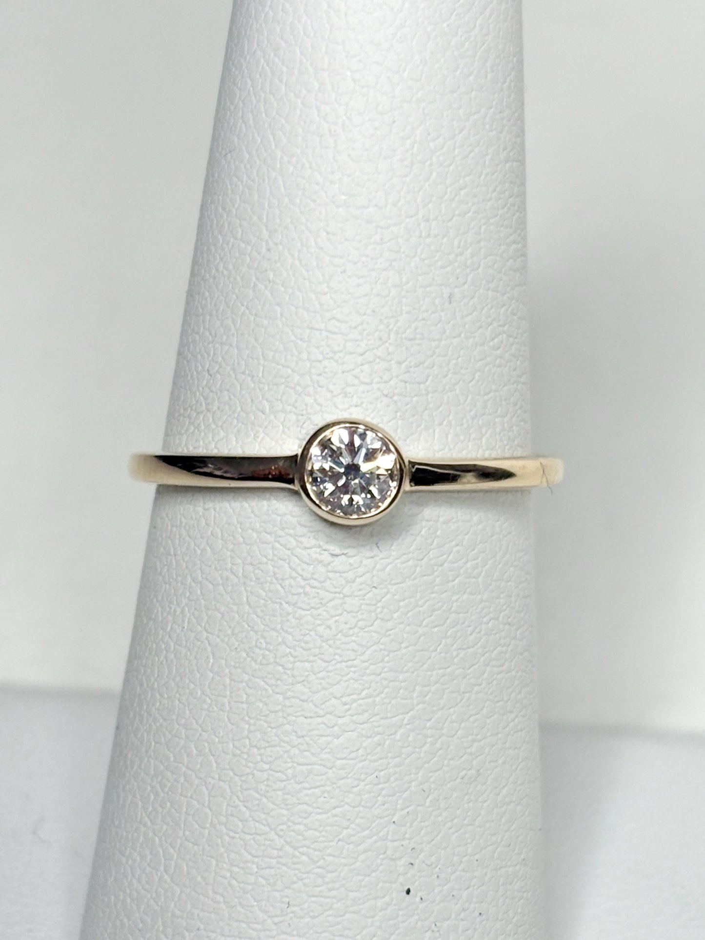Pandora Lab-Grown Diamond .25ct Bezel Set Solitaire Ring in Solid 14k Gold size 6.5 - NewLifeJewelryVault
