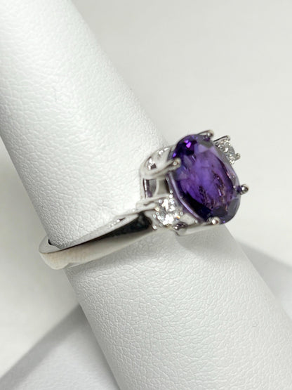 Amethyst and Diamond Ring Solid 18k White Gold Ring size 6.75 - New Life Jewelry