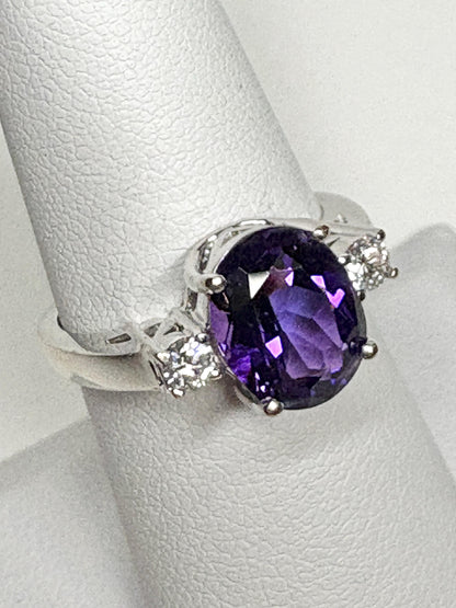 Amethyst and Diamond Ring Solid 18k White Gold Ring size 6.75 - New Life Jewelry