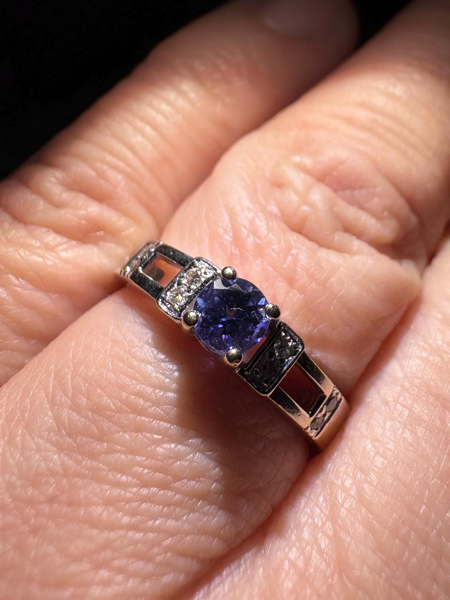 LeVian Tanzanite and Diamond Band Ring in Solid 18k White Gold size 7 - NewLifeJewelryVault