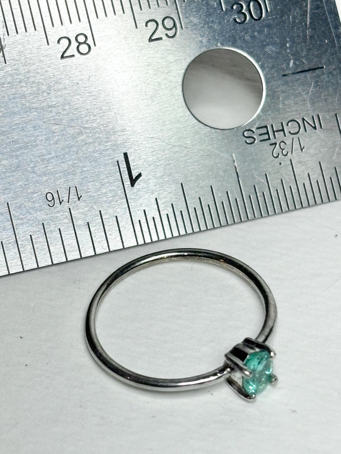 Mozambique Paraiba Tourmaline Solitaire Oval in Sterling Silver size 7 - NewLifeJewelryVault