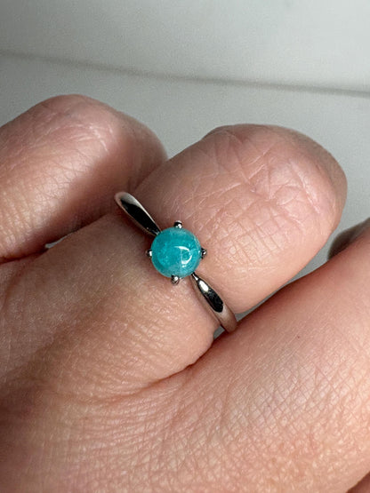 Brazilian Paraiba Tourmaline Solitaire Cabochon Ring in Sterling Silver size 7 - NewLifeJewelryVault