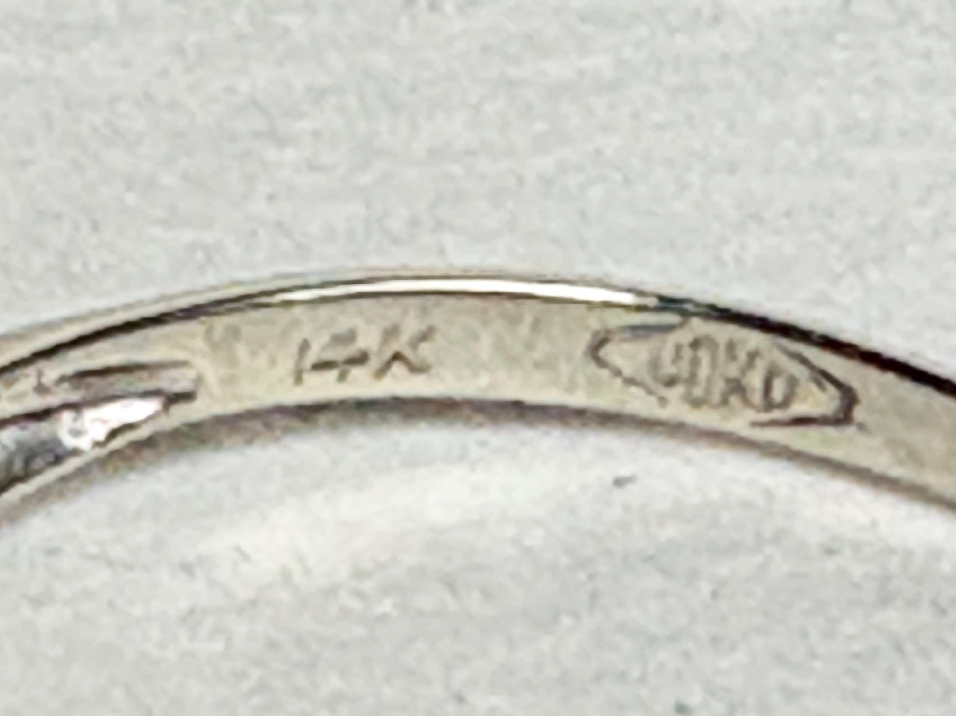 Retro Diamond Solitaire Ring Solid 14k White Gold size 6.75 - NewLifeJewelryVault