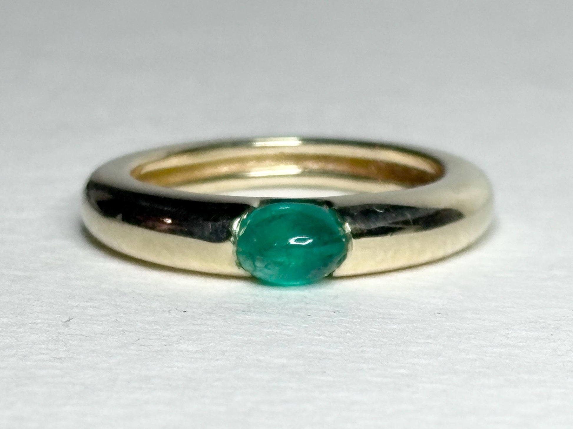 Natural Emerald Cabochon Domed Band Ring Solid 14k Gold size 6.25 - NewLifeJewelryVault