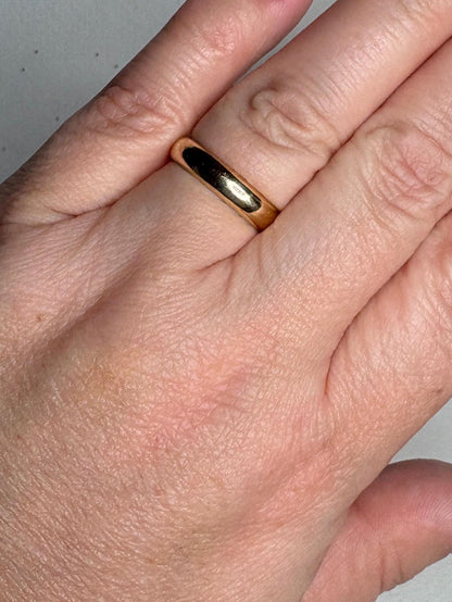 Solid 14k Gold 4.25mm Band Ring 4.5g Size 7.25 - NewLifeJewelryVault