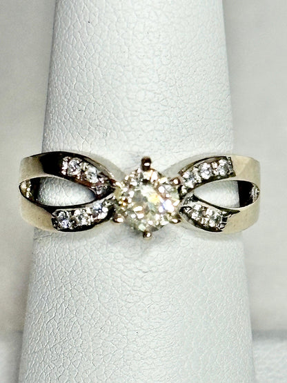 Old Mine Cut Cape Diamond White Diamond Accents 18k White Gold Band Ring .71ctw size 6.25 - NewLifeJewelryVault