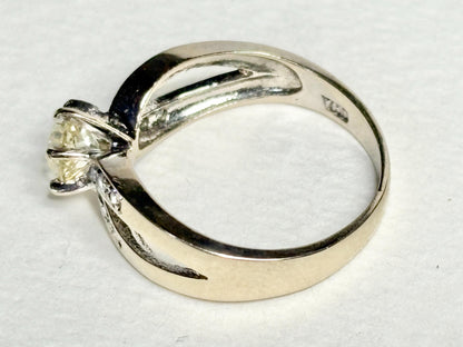Old Mine Cut Cape Diamond White Diamond Accents 18k White Gold Band Ring .71ctw size 6.25 - NewLifeJewelryVault
