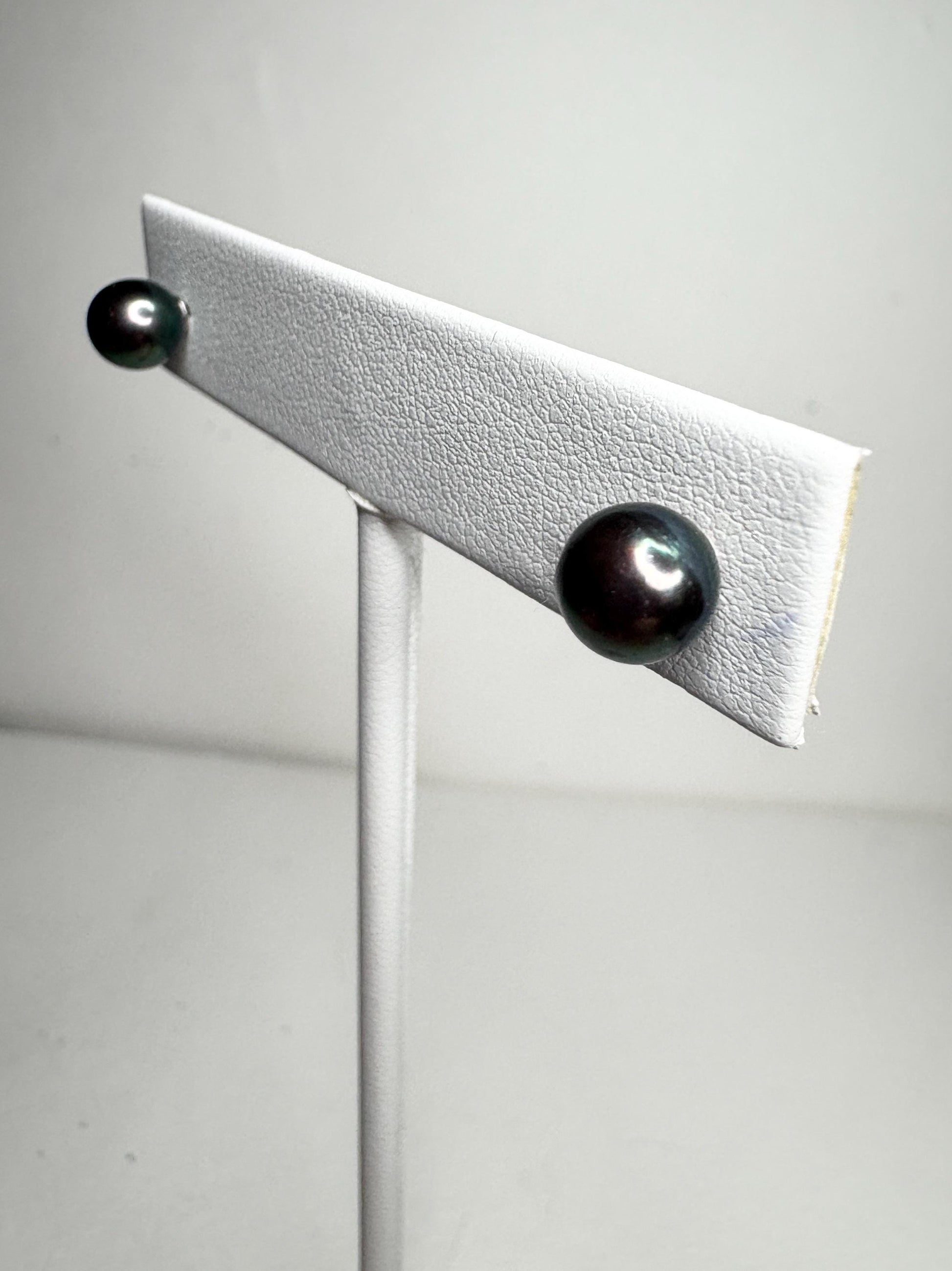 Black Akoya Cultured Pearl Stud Earrings 6.8mm - NewLifeJewelryVault