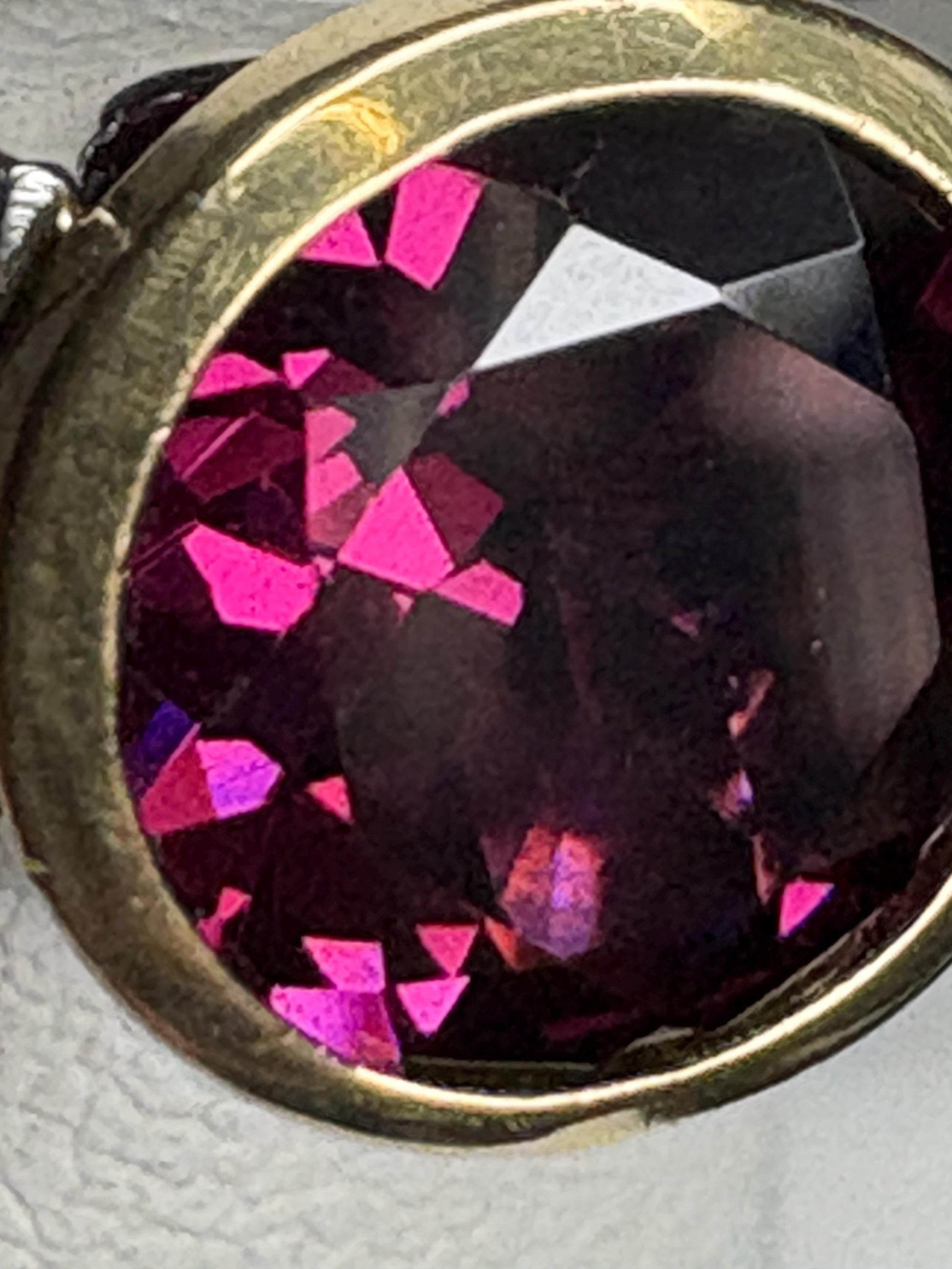 Stunning Rhodolite Garnet Bezel Set Ring Solid 18k and Metal 7.1g size 5.25 - NewLifeJewelryVault