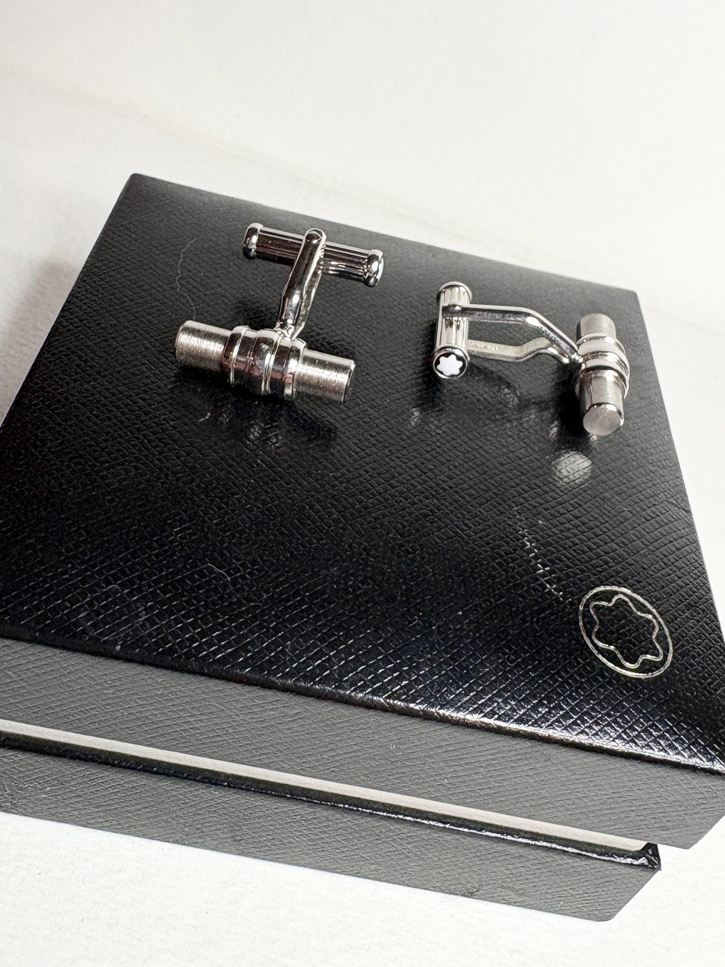 Montblanc Classic Cufflinks #6310 - NewLifeJewelryVault