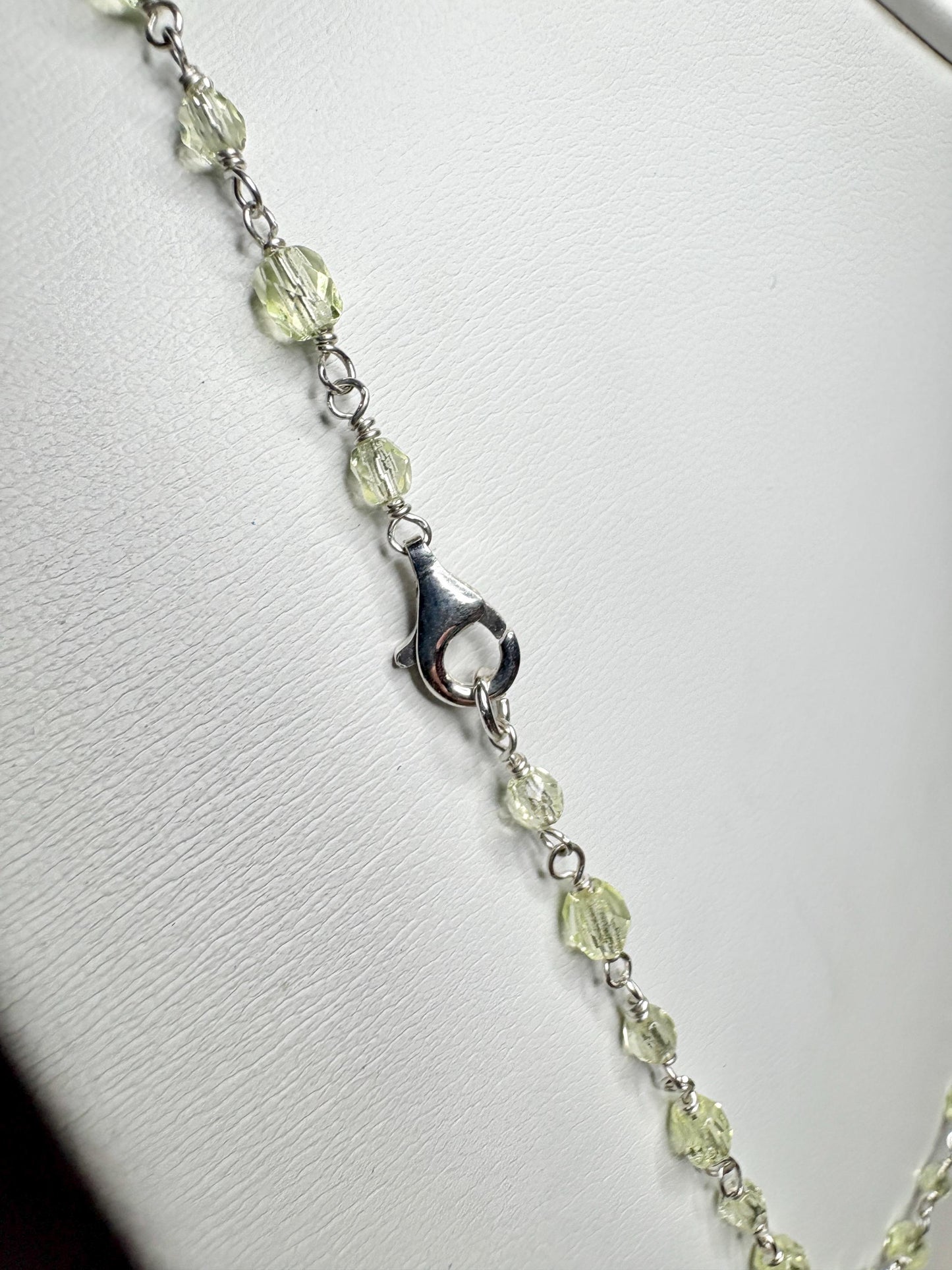 New Old Stock Uranium UV Reactive Glass Beaded Necklace Sterling Silver 18" - NewLifeJewelryVault