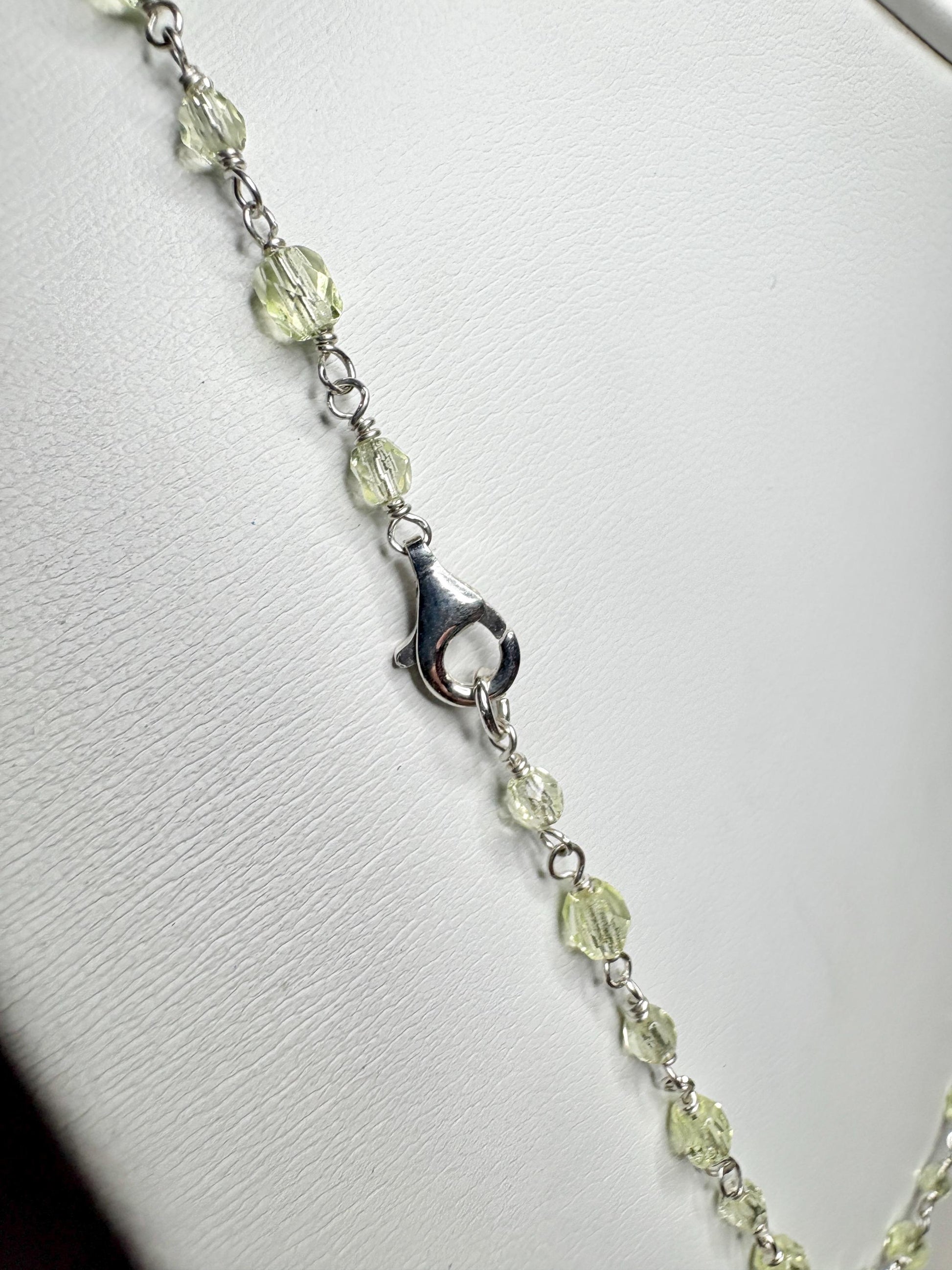 New Old Stock Uranium UV Reactive Glass Beaded Necklace Sterling Silver 18" - NewLifeJewelryVault