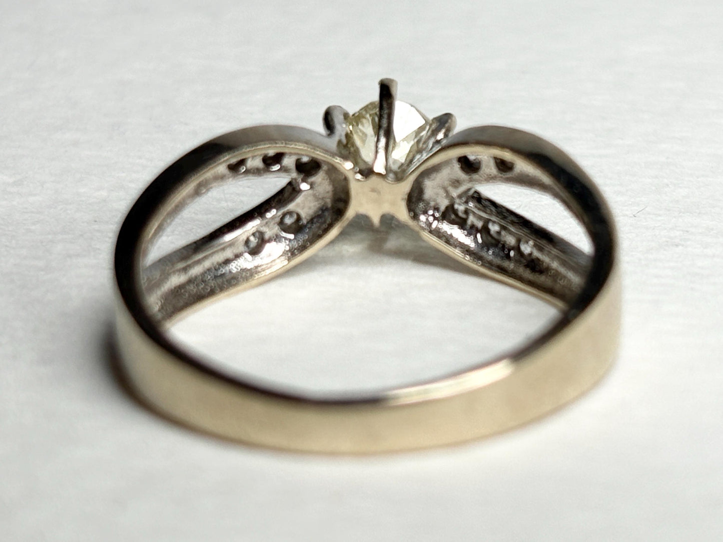 Old Mine Cut Cape Diamond White Diamond Accents 18k White Gold Band Ring .71ctw size 6.25 - NewLifeJewelryVault
