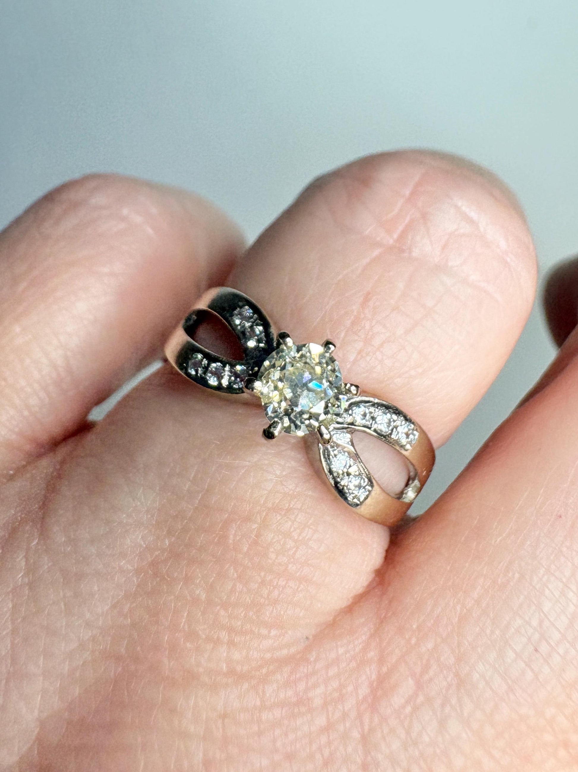 Old Mine Cut Cape Diamond White Diamond Accents 18k White Gold Band Ring .71ctw size 6.25 - NewLifeJewelryVault