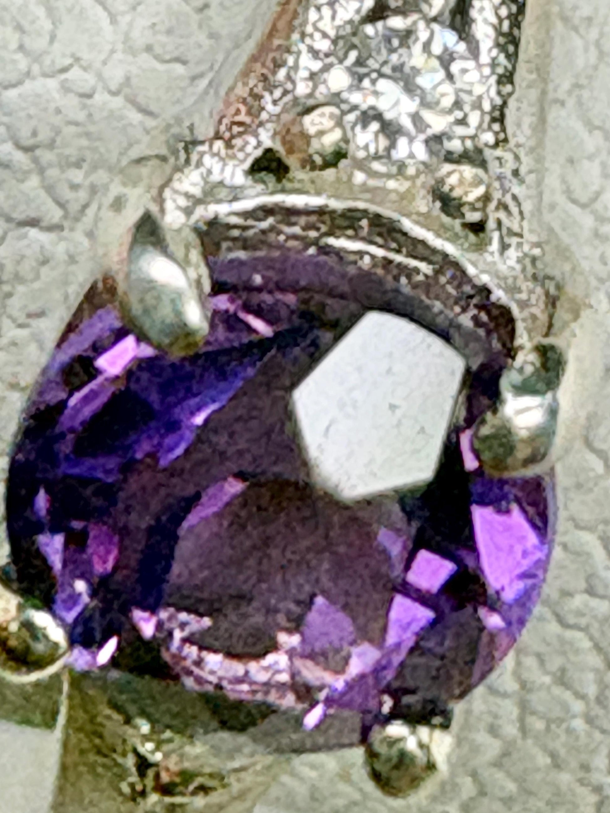 Amethyst and Diamond Ring from Four Peaks Arizona in Sterling Silver COA size 8 - NewLifeJewelryVault