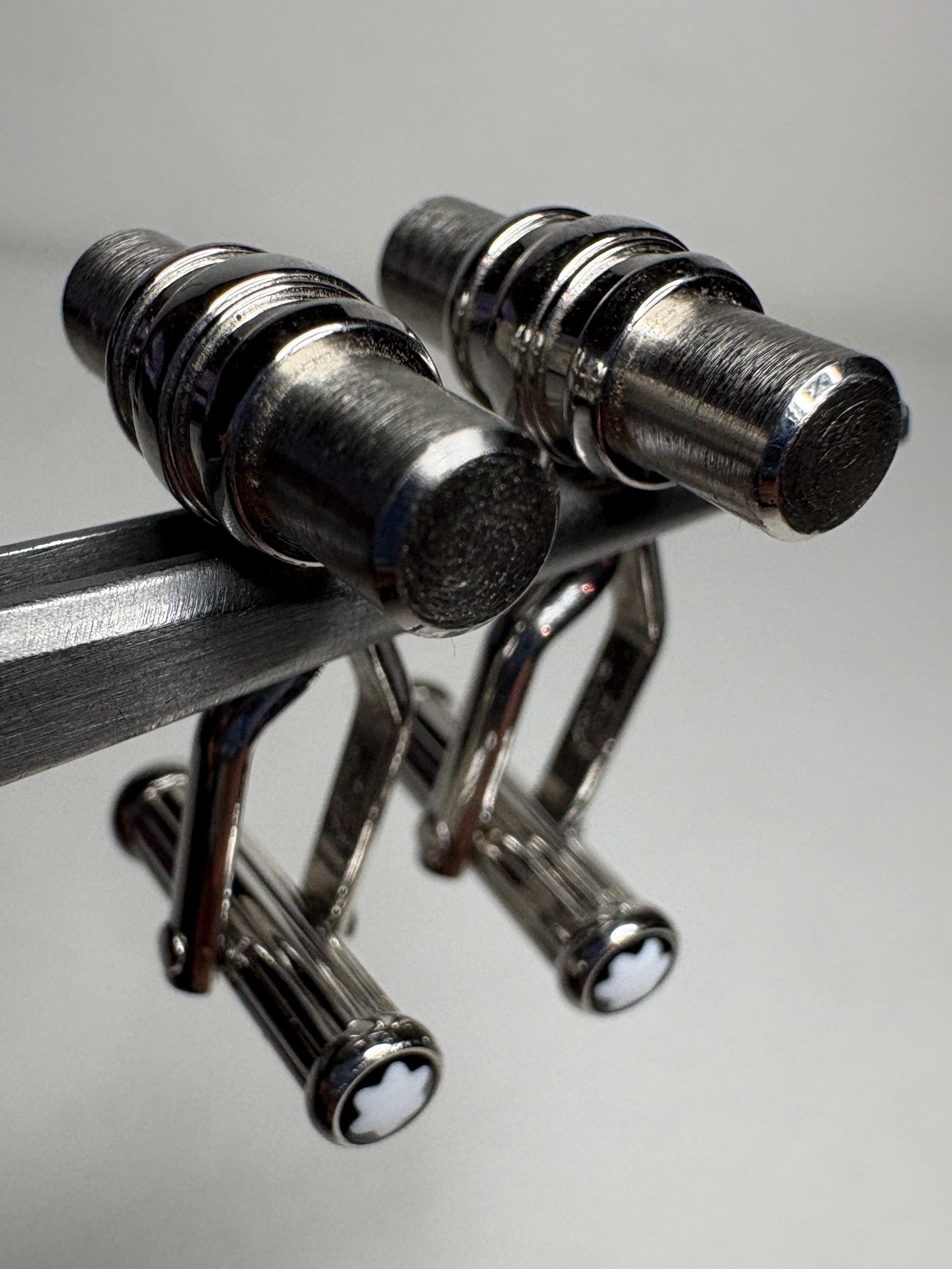 Montblanc Classic Cufflinks #6310 - NewLifeJewelryVault
